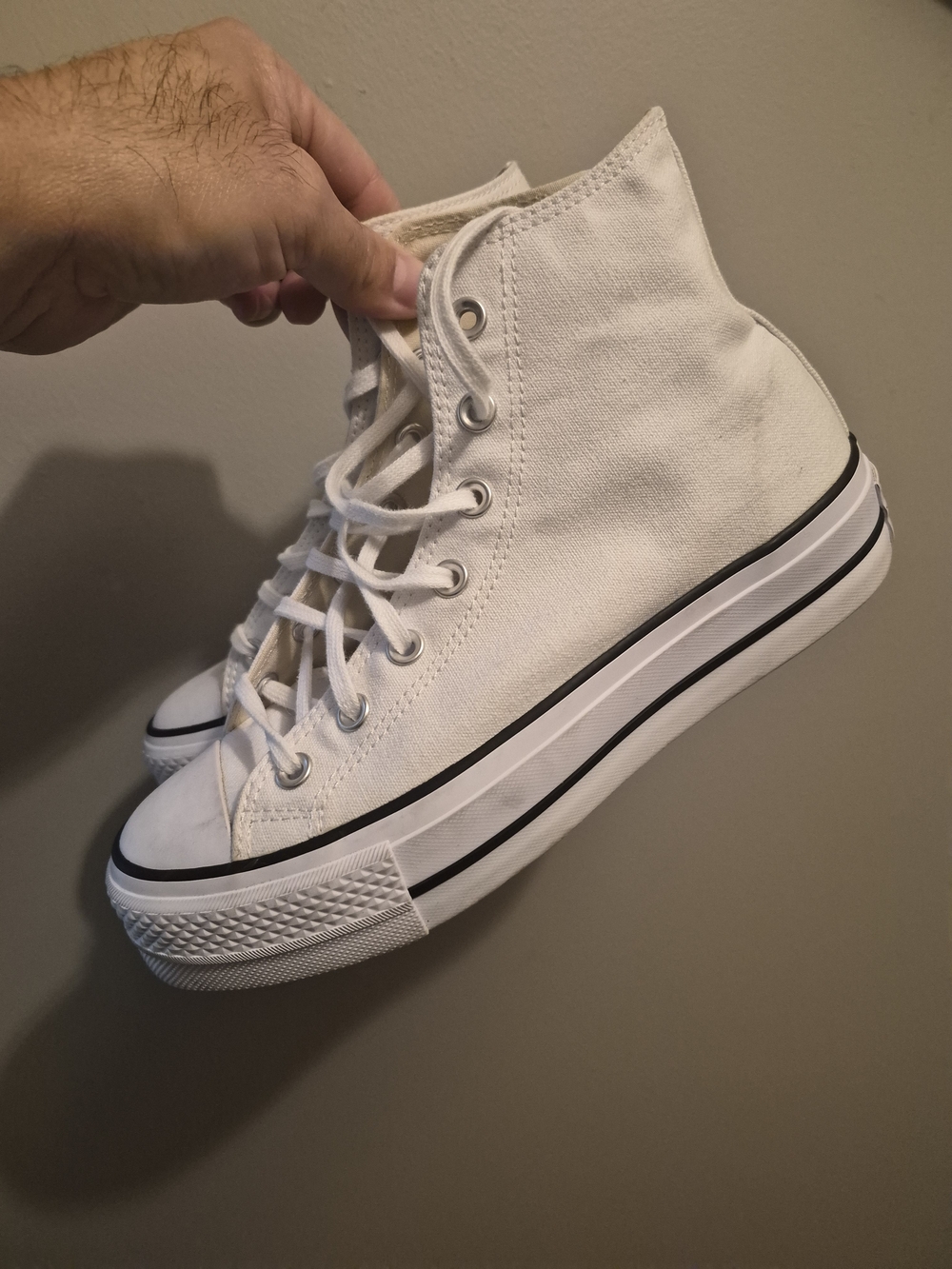 Converse High Top Canvas Sneakers - White Size 8